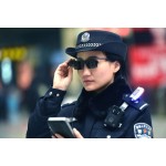 الشرطة الصينية تستخدم نظّارات ذكية للتعرّف على هوية المُسافرين